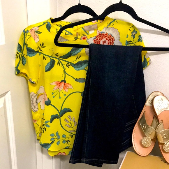 Darling J. Crew Floral Top, Tulip-style hem, XSP - Picture 2 of 8